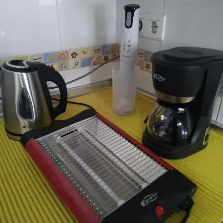 Yellow Duplex Free Parking And Terrace *